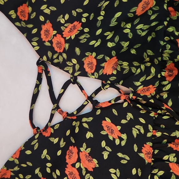 Everly tiered ruffled spaghetti strap tunic - Picture 6 of 6